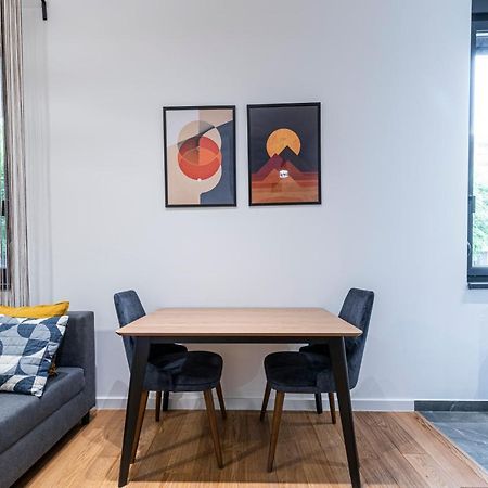 Vertigo Modern Studio-Free Private Parking-Fast Wi-Fi Újvidék Kültér fotó